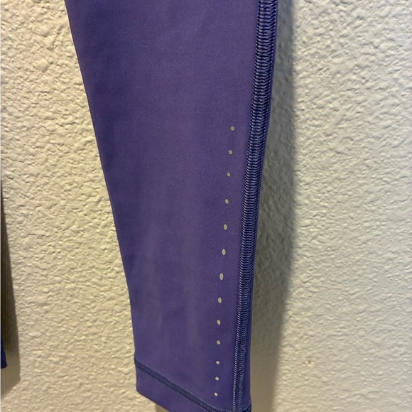 lululemon athletica Lavender Leggings - Picture 3 of 6